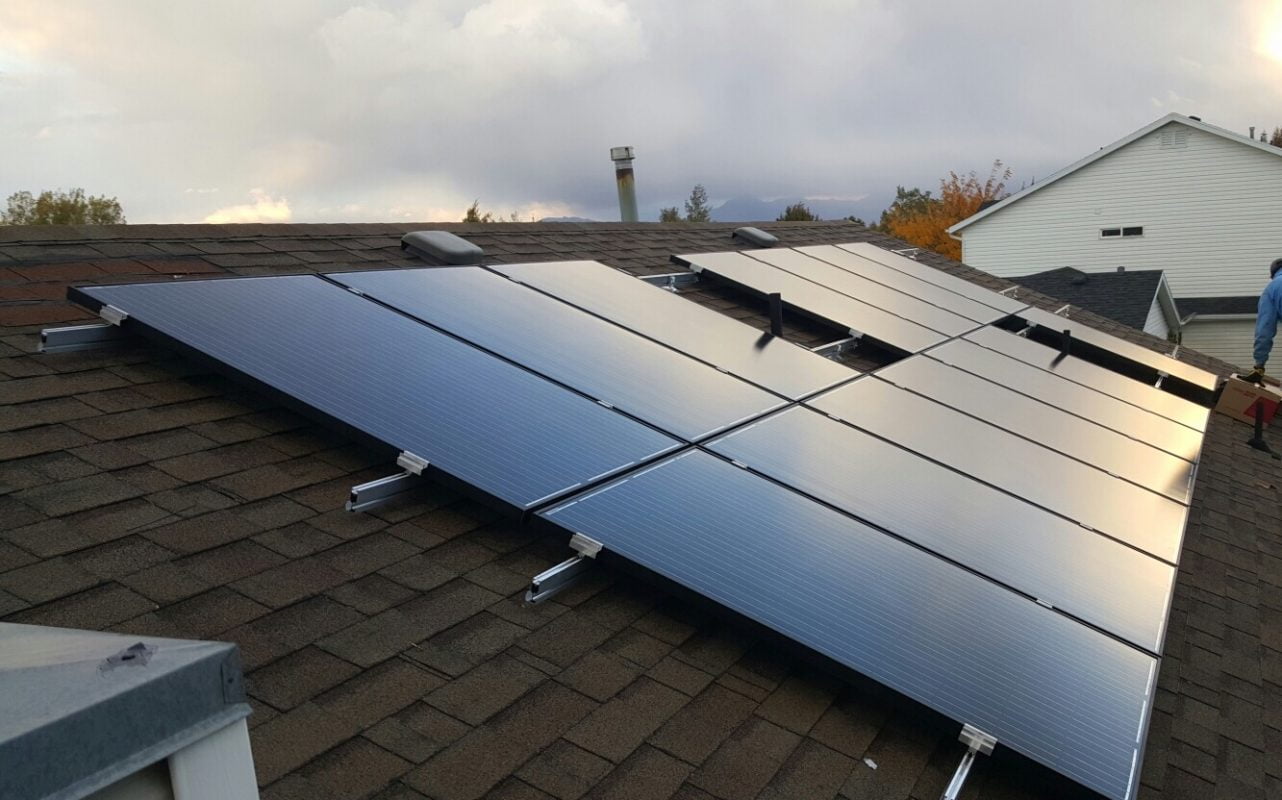 DIY Solar Installaton. Customer Eddie G 285W 7.41kW